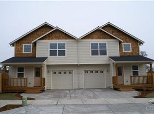 1064 NE Glenshire Pl UNIT 1, Bend, OR 97701