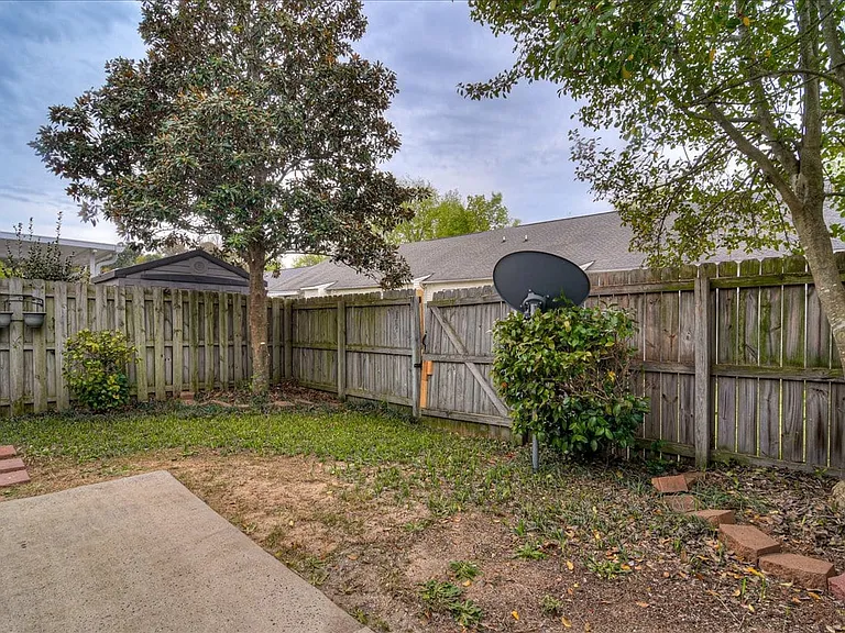 969 Cammaron Way — Photo 32