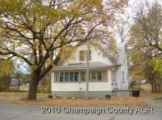 208 W Harrison St, Villa Grove, IL 61956