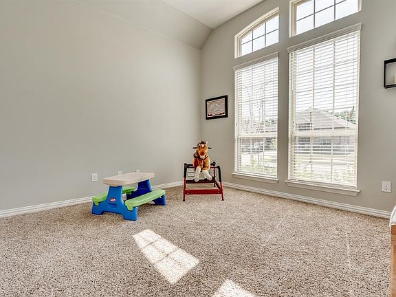 5th image of 3809 Crosstrees Dr
