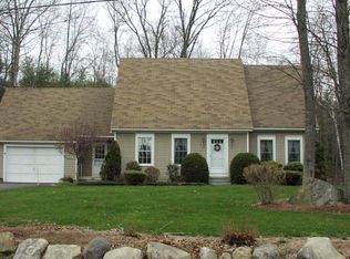 440 Deerpath Ln, Pembroke, NH 03275