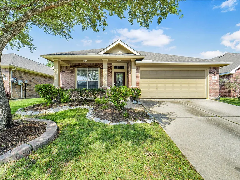 13715 Cypresswood Crossing Blvd — Photo 2