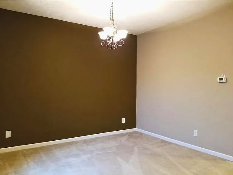 5055 Lake Forest Dr — Photo 6