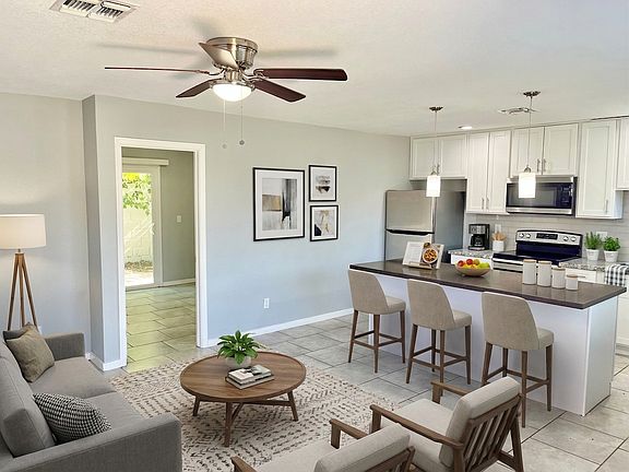3rd image of 3208 N 37th St APT 8