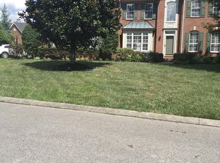 106 Center Point Ct, Hendersonville, TN 37075