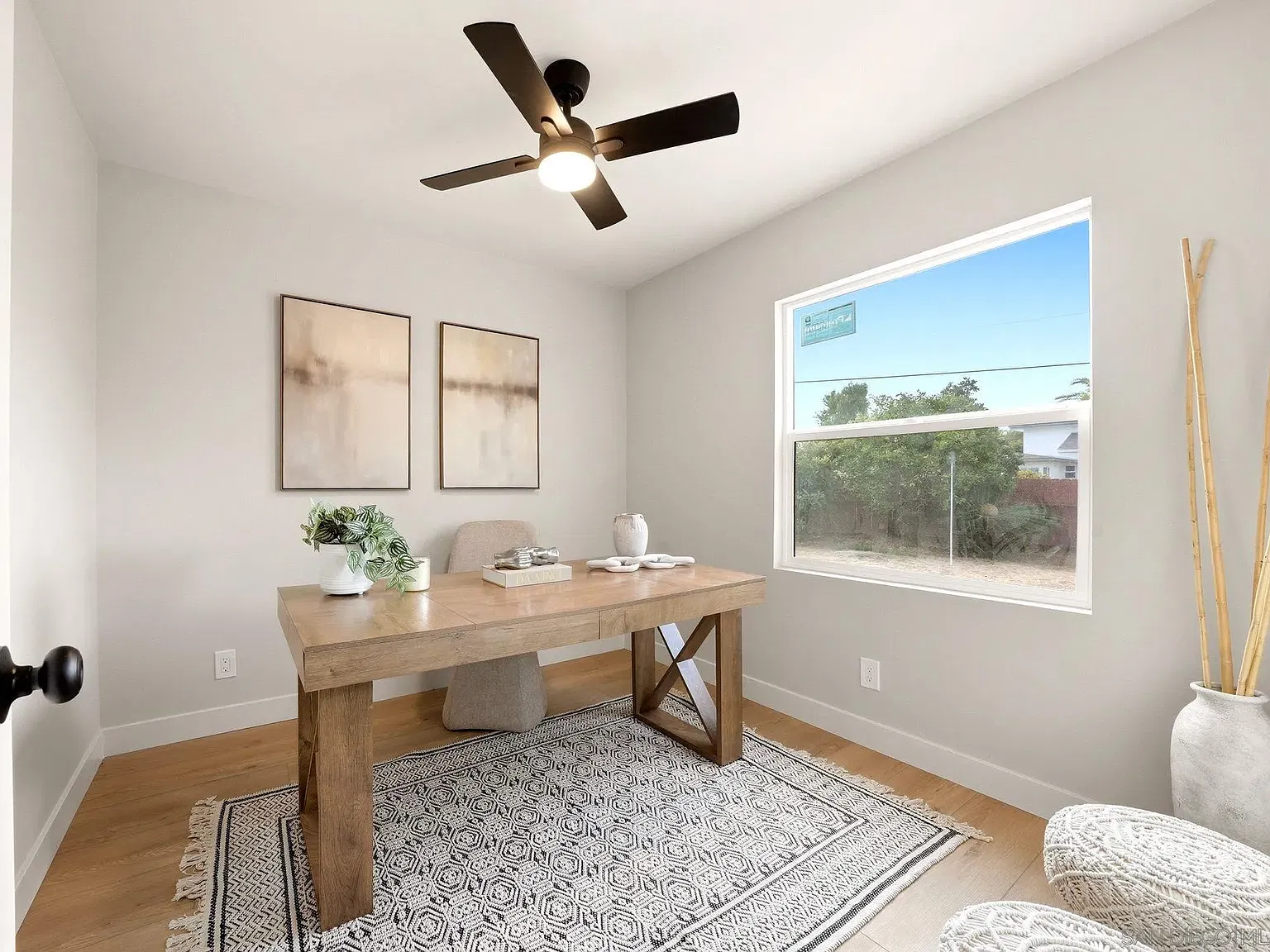 2 bed, 1.0 bath, 900 sqft, $2,950 — Photo 4