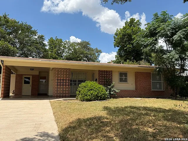 1219 Arroya Vista Dr — Photo 1