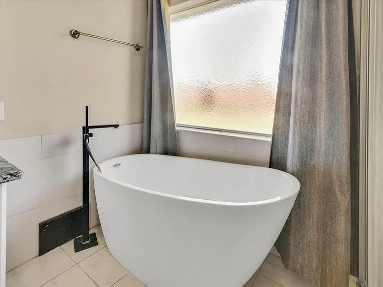 4610 Cobb Circle Dr — Photo 35
