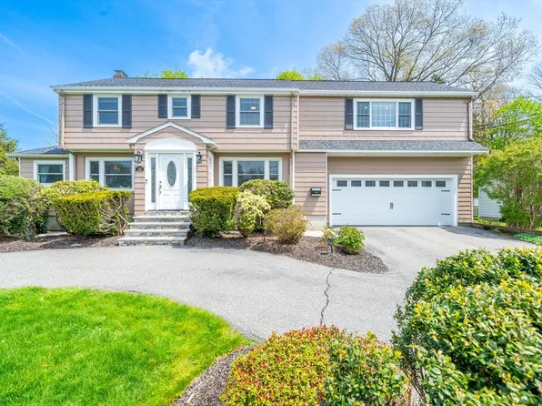 34 Sherburne Rd, Lexington, MA 02421