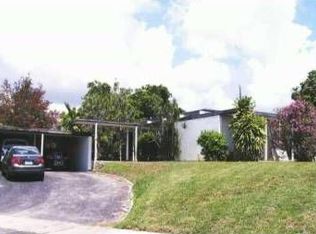 742 N Raibow Dr, Hollywood, FL 33021