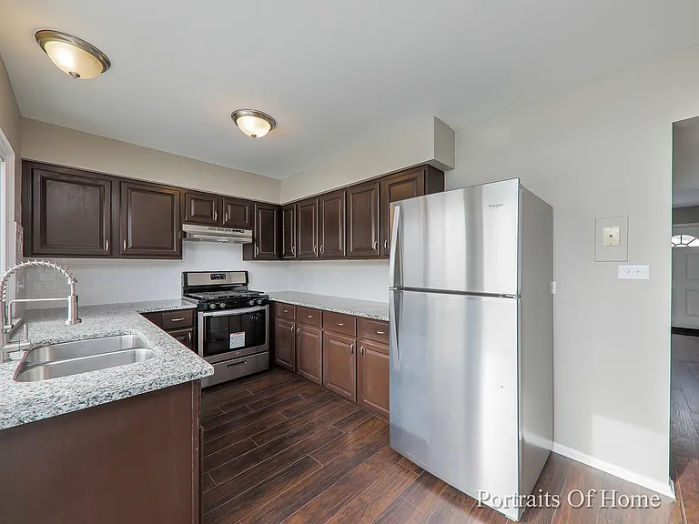 2069 Sutherland Pl — Photo 3