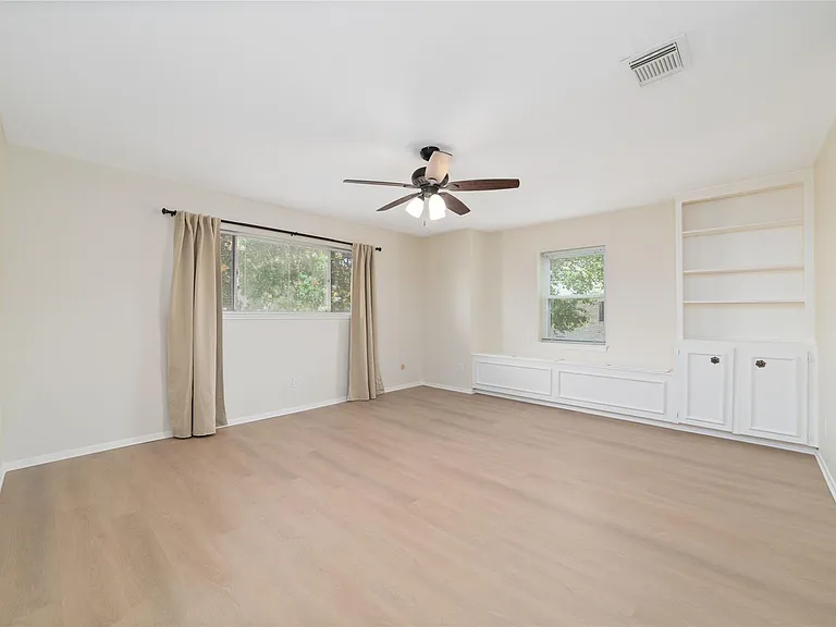14345 Misty Meadow Ln — Photo 16