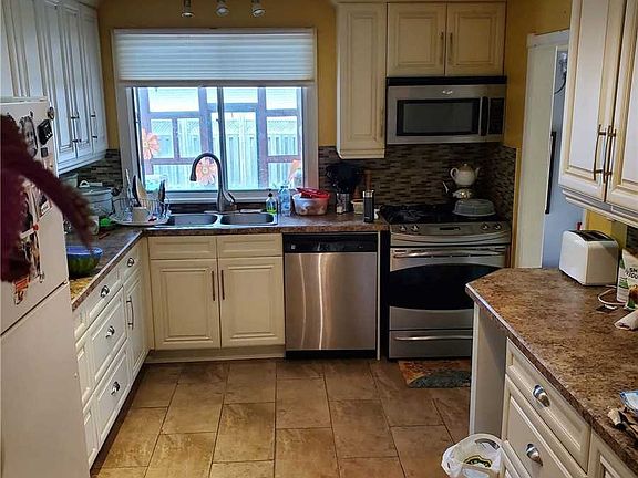 5th image of 89 Bond Cres