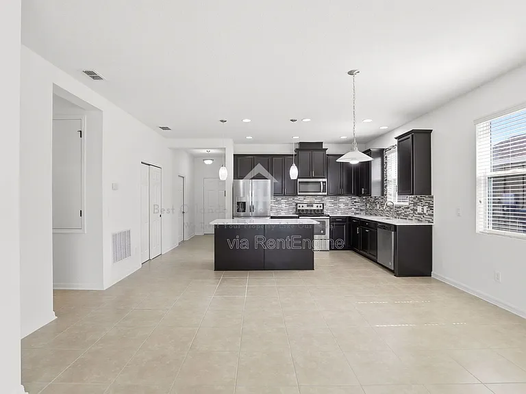 3912 Wind Dancer Cir — Photo 14