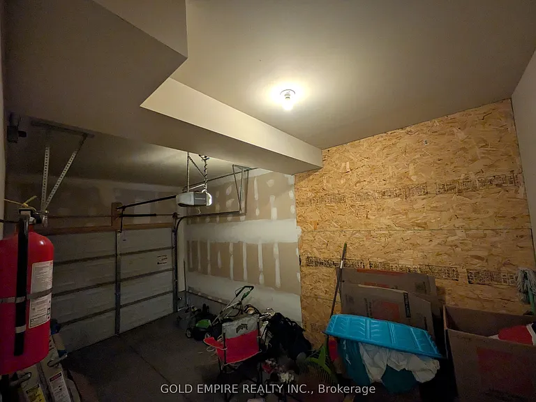 1834 Reilly Walk — Photo 25