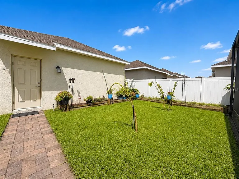 10253 Love Story St — Photo 31