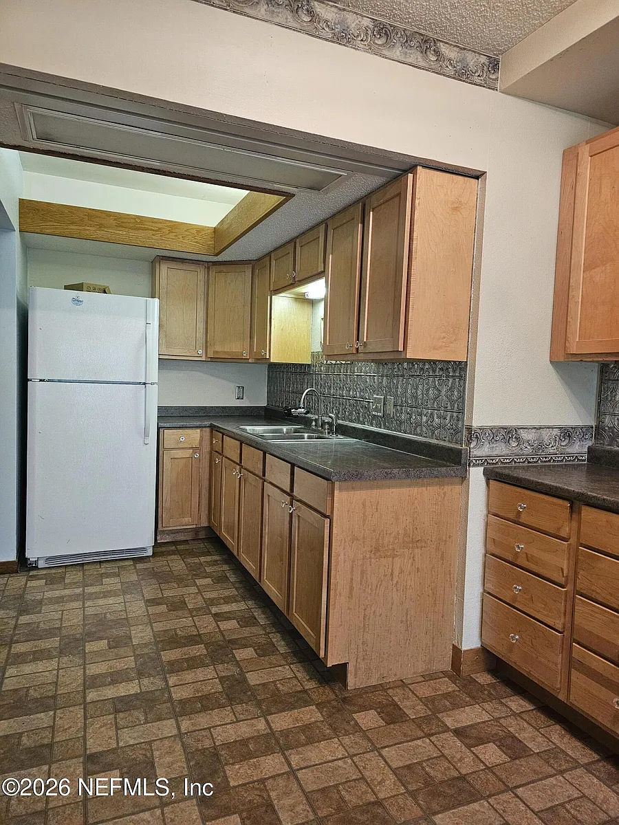 Building Photo - 3175 Ravines Rd #3702