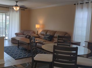2840 W Rainbow Cir APT B2, Sarasota, FL 34231