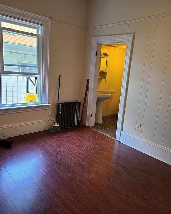 2nd image of 928 Dorchester Ave Suite 10