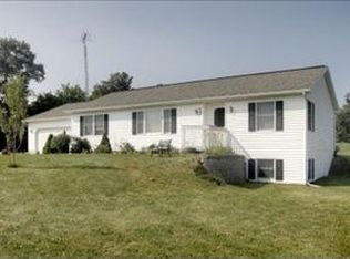 995 Generic Dr, Quincy, MI 49082