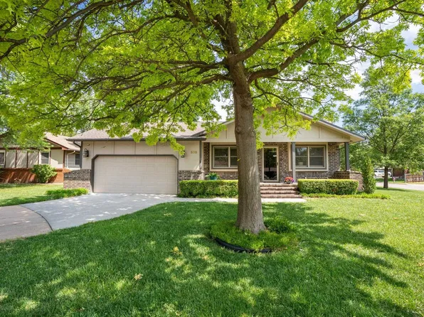 535 N Covington Ct, Wichita, KS 67212