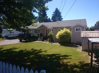 213 NW 105th St, Seattle, WA 98177