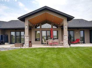 5852 Waterfront Dr, Fort Collins, CO 80524