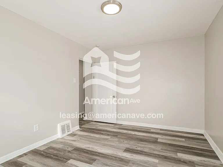 849916_008_main_bedroom_14266269.jpg