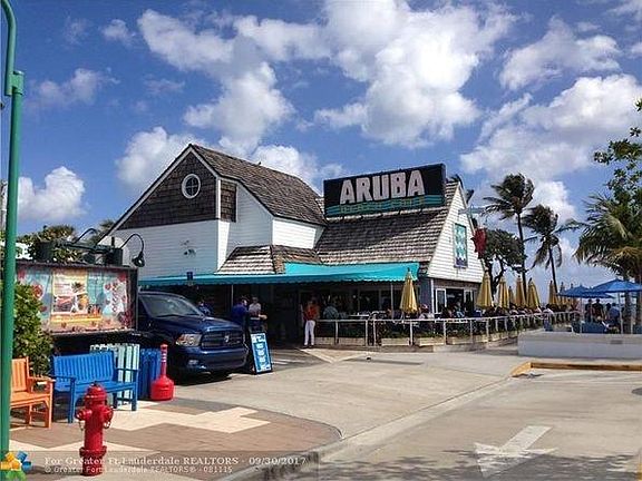 Aruba's Waterfront Dining