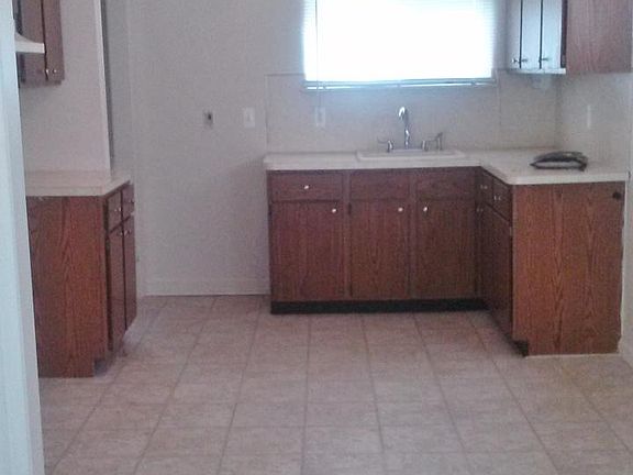 5th image of 26280 Marlene St