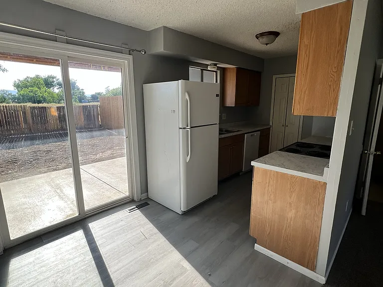 405 Loma Linda Dr #A — Photo 18