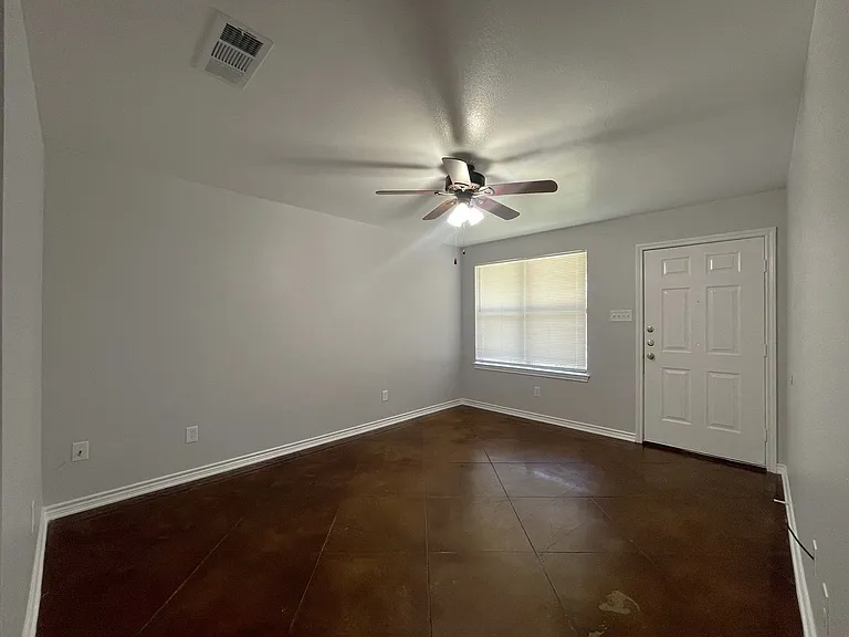 203 Memory Ln #C — Photo 5