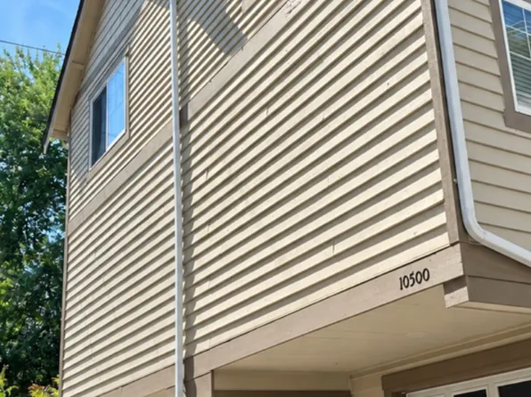 10500 Whitman Ave N, Seattle, WA 98133