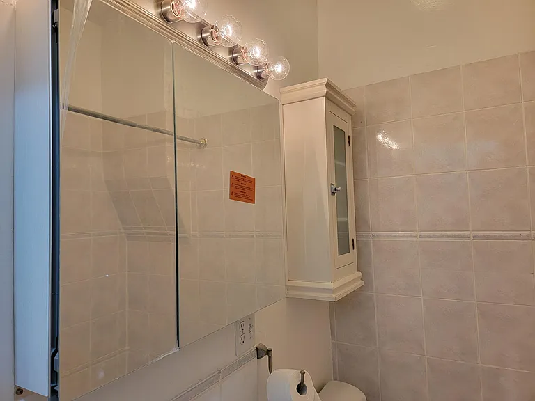 234 S Rexford Dr #2 — Photo 10
