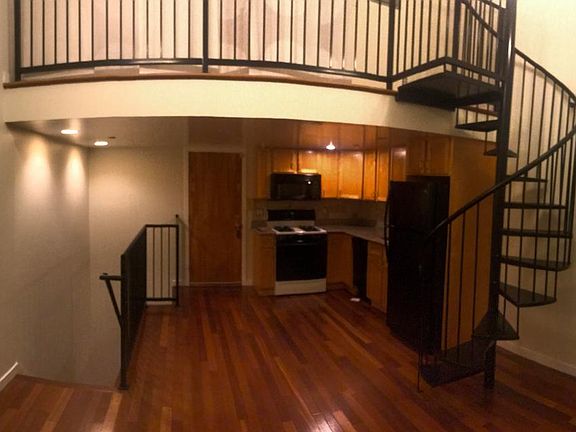 4th image of 108 Langton St #3