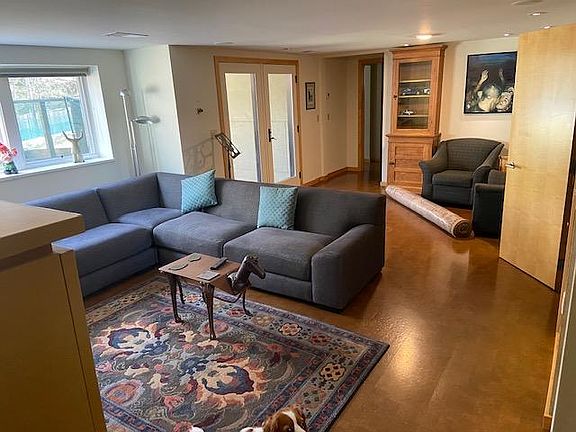 4th image of 2515 W 52nd St