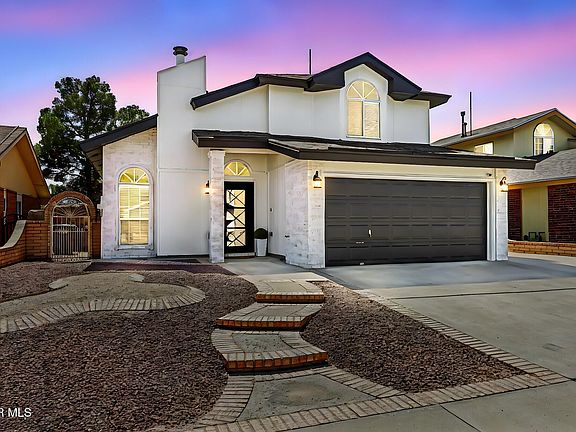 2nd image of 12120 Desert Quail Ave