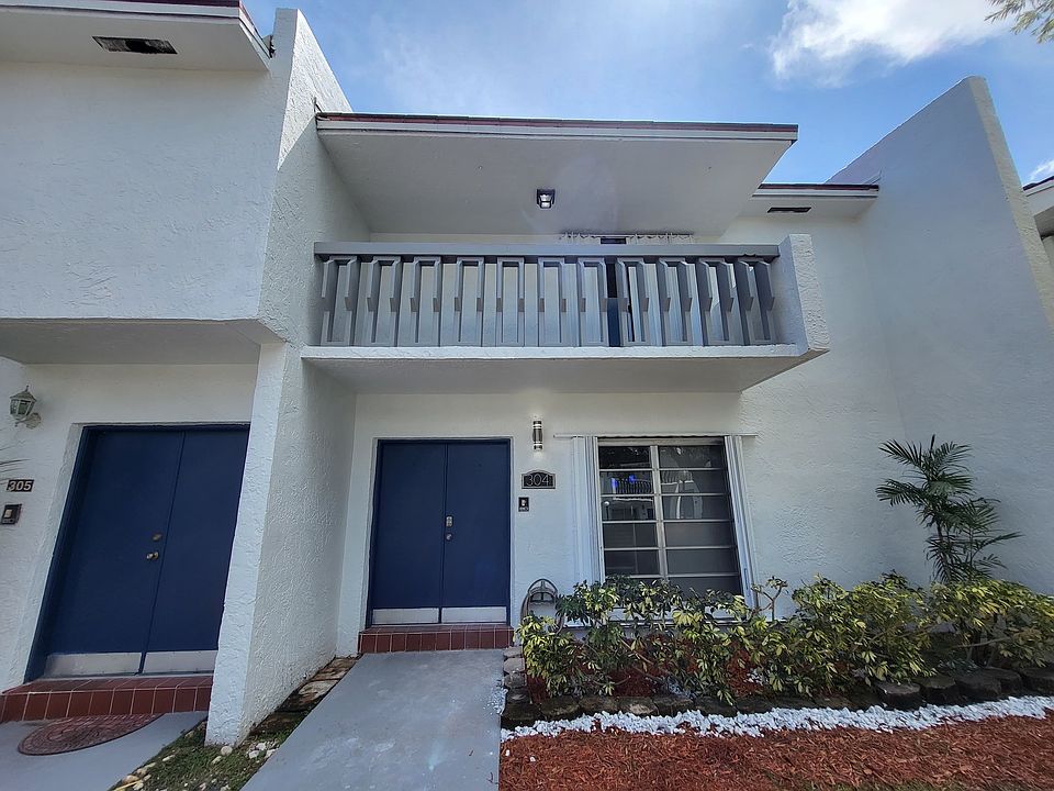 1st image of 9430 SW 170th St APT 304