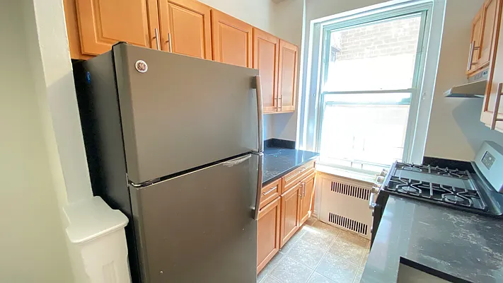 Rented by Contact Realty | media 34