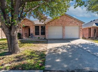 154 Wandering Dr, Forney, TX 75126