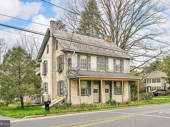 4th image of 854 Centerville Rd