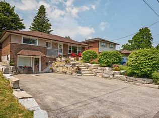 405 Bernhard Cres, Oshawa, ON L1G 2B7