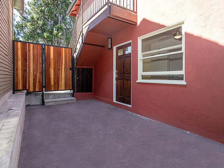 1310 Warren St #1310 — Photo 3