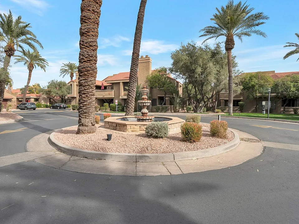 5122 E Shea Blvd #2062