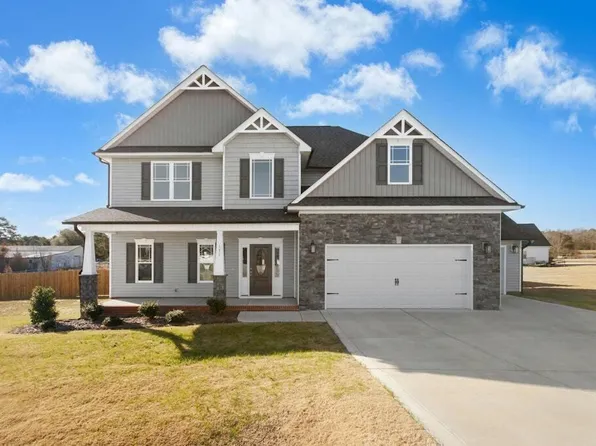 171 Cedarbrook Dr, Benson, NC 27504