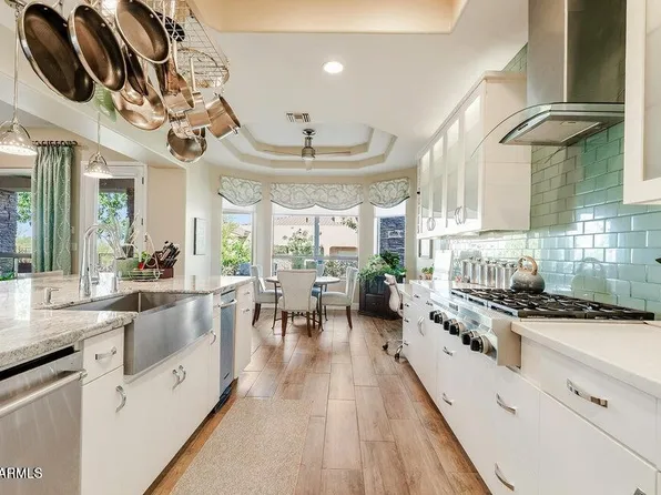 8705 S 24TH Place, Phoenix, AZ 85042