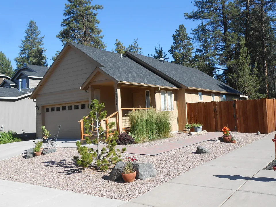 20318 Knightsbridge Pl