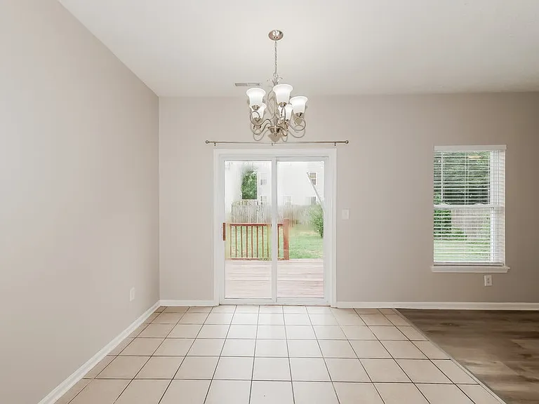 7204 Parklake Pl — Photo 9