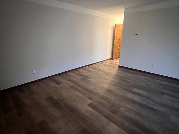 2nd image of 8190 Annsbury Dr APT 3