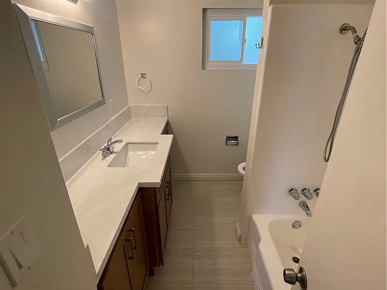 5716 Sultana Ave #6 — Photo 9